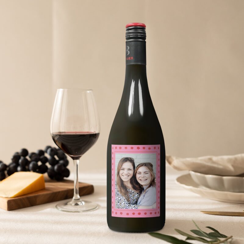 Bild von   wein mit eigenem etikett emijpg | Individuelle 🎁 persönliche 🎁 personalisierte Geschenke bedruckt ▪ bestickt ▪ graviert