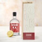 Bild von vodka in bedruckter holzkistejpg | Individuelle 🎁 persönliche 🎁 personalisierte Geschenke bedruckt ▪ bestickt ▪ graviert