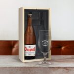 Bild von vatertagsbier mit glas duveljpg | Individuelle 🎁 persönliche 🎁 personalisierte Geschenke bedruckt ▪ bestickt ▪ graviert