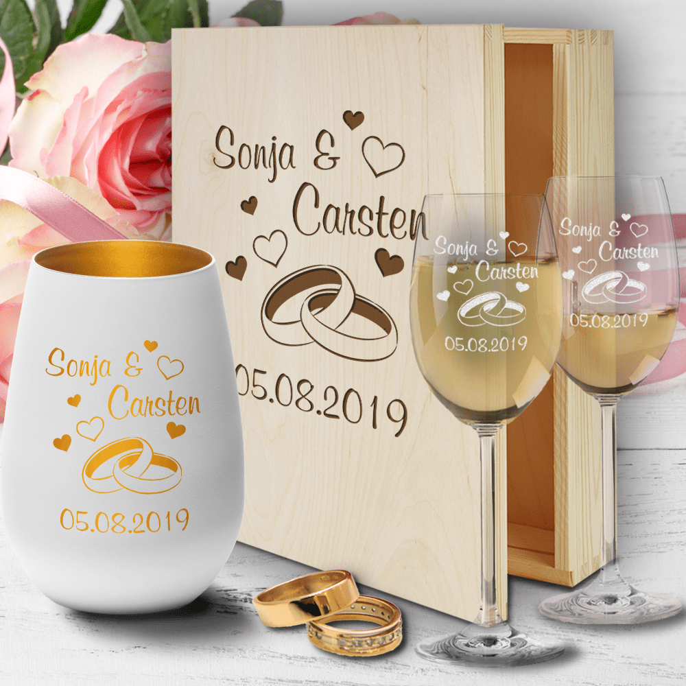 Bild von   holz geschenkbox zur hochzeitpng | Individuelle 🎁 persönliche 🎁 personalisierte Geschenke bedruckt ▪ bestickt ▪ graviert