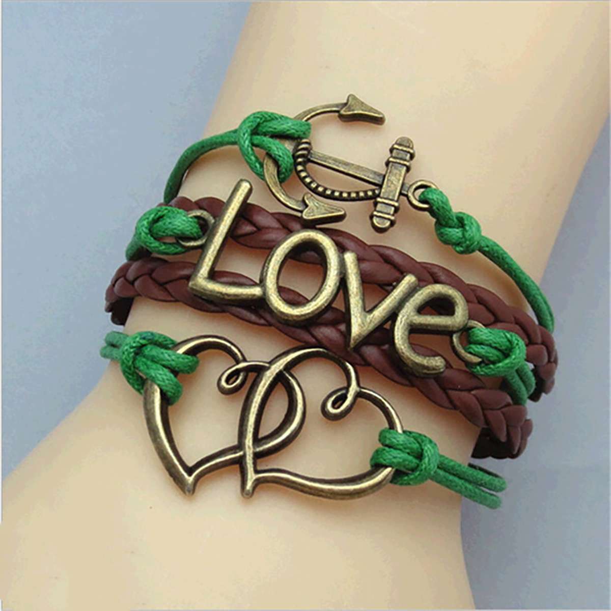 Bild von   armband mit herzen love schrjpg | Individuelle 🎁 persönliche 🎁 personalisierte Geschenke bedruckt ▪ bestickt ▪ graviert