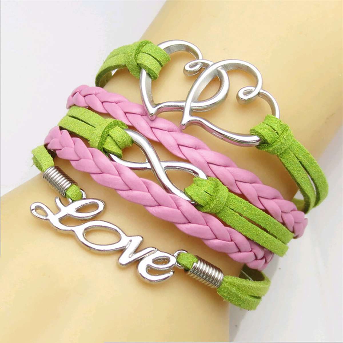 Bild von armband mit herzen love undjpg | Individuelle 🎁 persönliche 🎁 personalisierte Geschenke bedruckt ▪ bestickt ▪ graviert