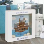 Bild von d bilderrahmen zur taufe arjpg | Individuelle 🎁 persönliche 🎁 personalisierte Geschenke bedruckt ▪ bestickt ▪ graviert