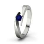 Bild von blauer saphir platinumring sumjpg | Individuelle 🎁 persönliche 🎁 personalisierte Geschenke bedruckt ▪ bestickt ▪ graviert