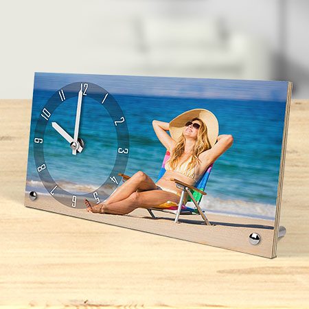 Bild von   holz tischuhr mit fotojpg | Individuelle 🎁 persönliche 🎁 personalisierte Geschenke bedruckt ▪ bestickt ▪ graviert