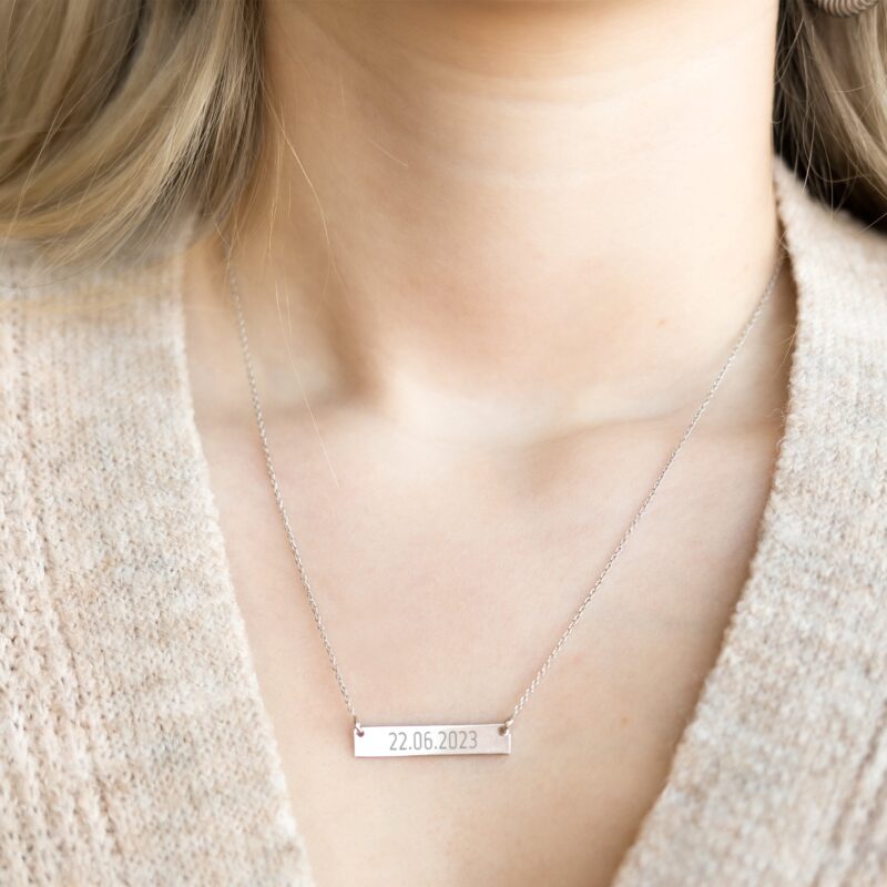 Bild von kette mit namen horizontaljpg | Individuelle 🎁 persönliche 🎁 personalisierte Geschenke bedruckt ▪ bestickt ▪ graviert