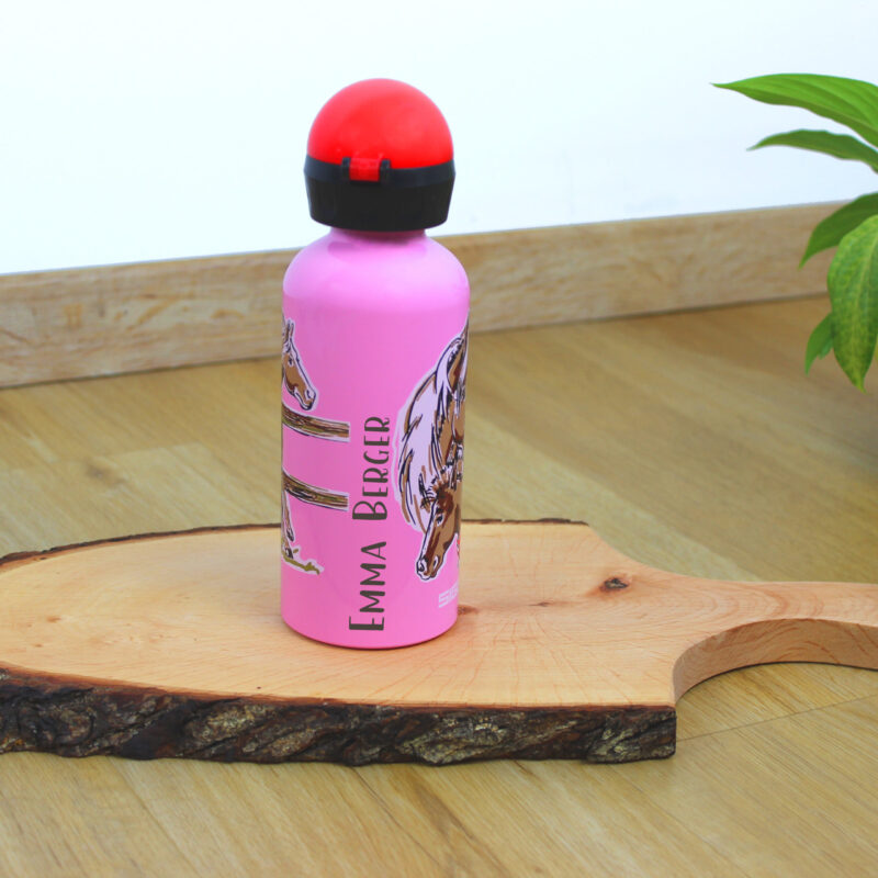 Bild von sigg trinkflasche mit namensgrjpg | Individuelle 🎁 persönliche 🎁 personalisierte Geschenke bedruckt ▪ bestickt ▪ graviert