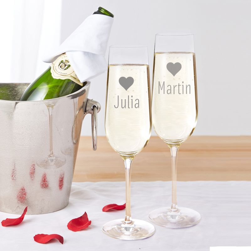 Bild von sektglas mit gravur herz perjpg | Individuelle 🎁 persönliche 🎁 personalisierte Geschenke bedruckt ▪ bestickt ▪ graviert