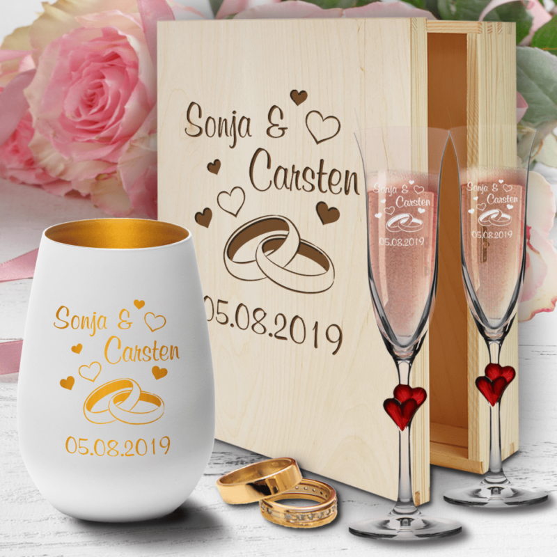 Bild von sektglaeser hochzeit geschenkbpng | Individuelle 🎁 persönliche 🎁 personalisierte Geschenke bedruckt ▪ bestickt ▪ graviert