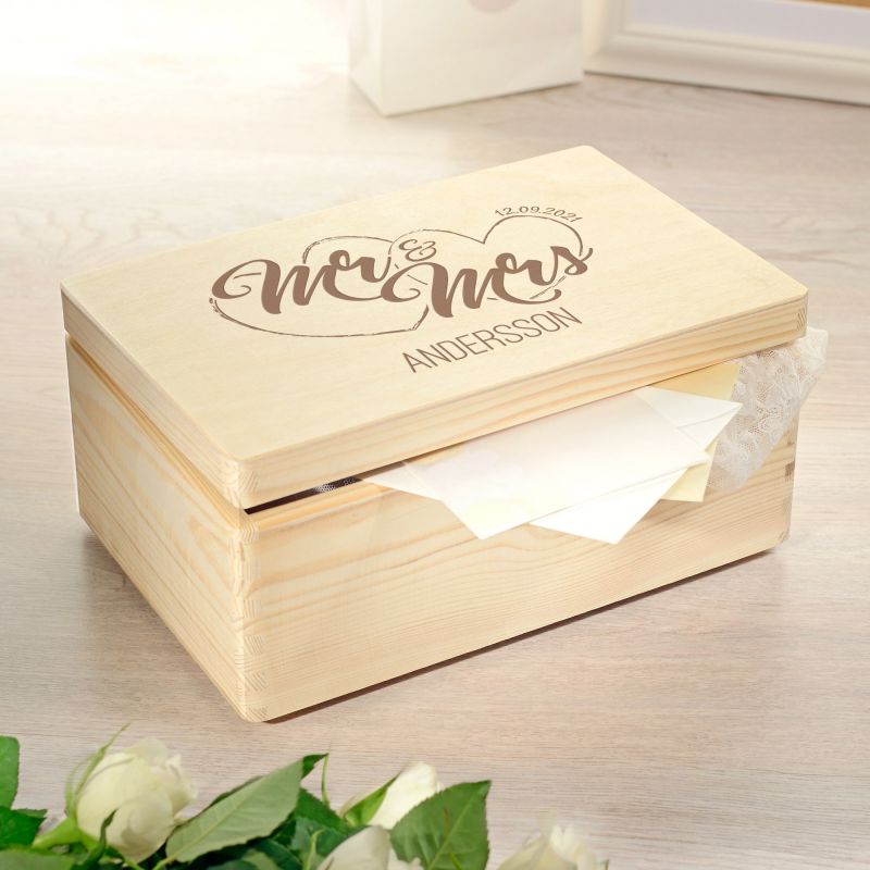 Bild von keepsake box mr und mrs pejpg | Individuelle 🎁 persönliche 🎁 personalisierte Geschenke bedruckt ▪ bestickt ▪ graviert