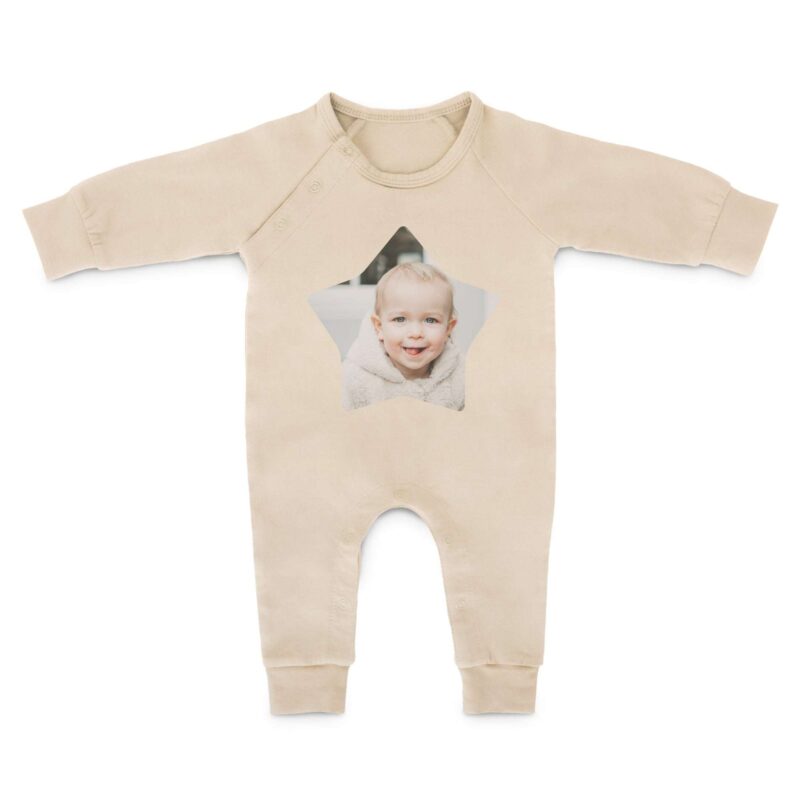 Bild von babystrampler bedrucken beigjpg | Individuelle 🎁 persönliche 🎁 personalisierte Geschenke bedruckt ▪ bestickt ▪ graviert