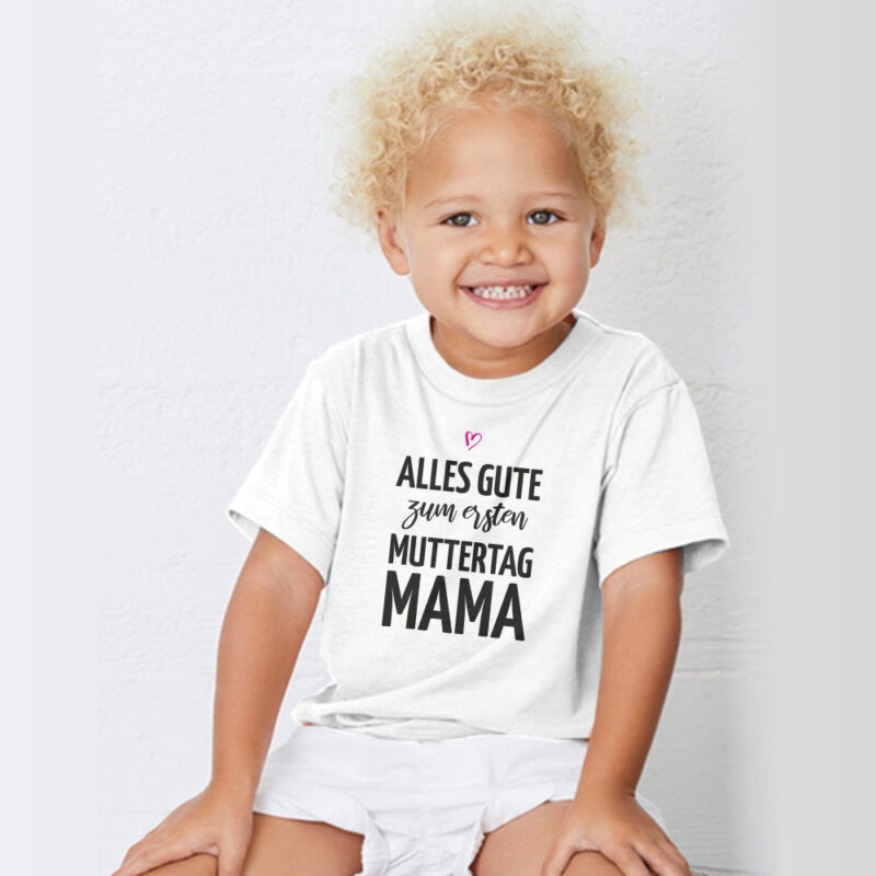 Bild von personalisiertes kinder t shirjpg | Individuelle 🎁 persönliche 🎁 personalisierte Geschenke bedruckt ▪ bestickt ▪ graviert