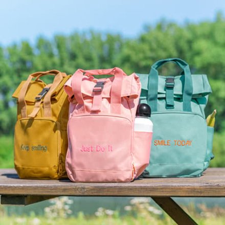 Bild von rucksack salbeigruenjpg | Individuelle 🎁 persönliche 🎁 personalisierte Geschenke bedruckt ▪ bestickt ▪ graviert