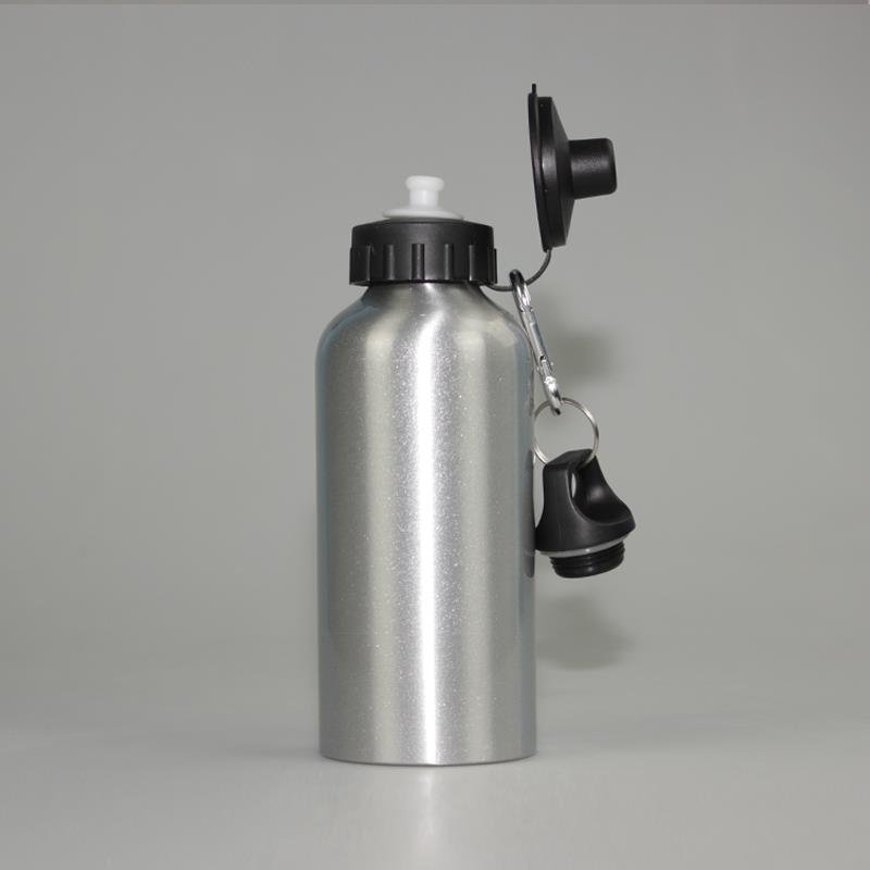 Bild von aluminium trinkflasche silberjpg | Individuelle 🎁 persönliche 🎁 personalisierte Geschenke bedruckt ▪ bestickt ▪ graviert